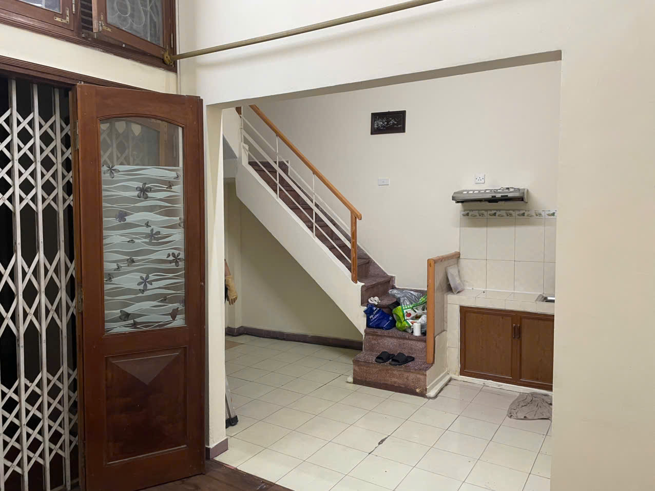 Cho thuê nhà nguyên căn Vũ Thạnh 3 tầng x 40m2, 3 ngủ, 2 WC, 10 triệu ở hộ gđ - Ảnh chính